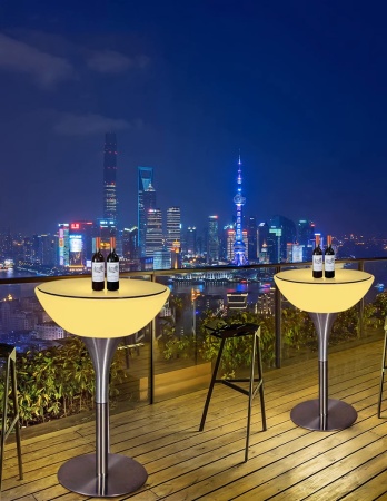 Комплект светящейся мебели Стол+2 стула V9 Комплект светящейся мебели Стол+2 стула V9